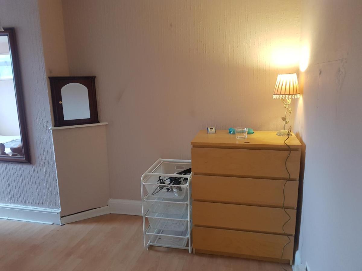Dach Apartments - Cozy 3 Bed Apartment In Hendon Edgware Dış mekan fotoğraf
