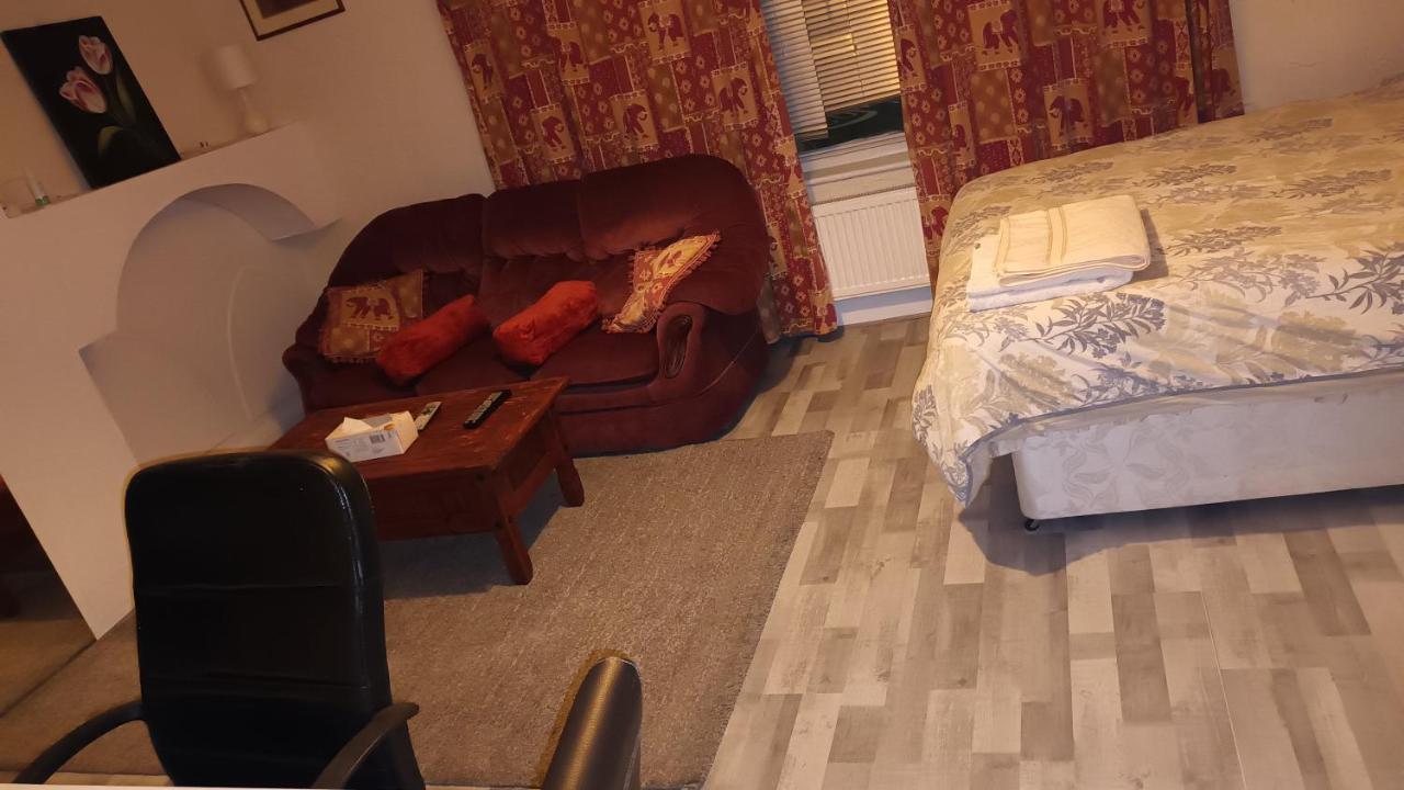 Dach Apartments - Cozy 3 Bed Apartment In Hendon Edgware Dış mekan fotoğraf